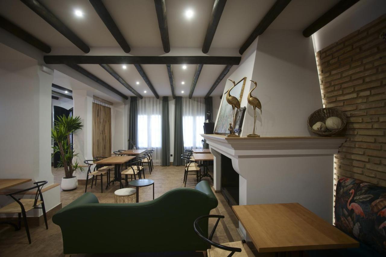 Hostal Rural Santa Habitaciones Aldea DEl Rocío Εξωτερικό φωτογραφία